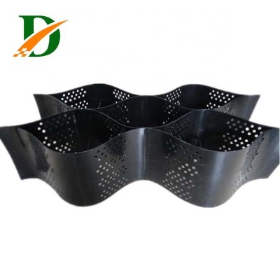 HDPE geocell/gravel stabilizer